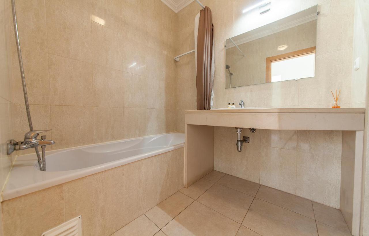 A52 - Quintao Apartment In ปอร์ติเมา ภายนอก รูปภาพ