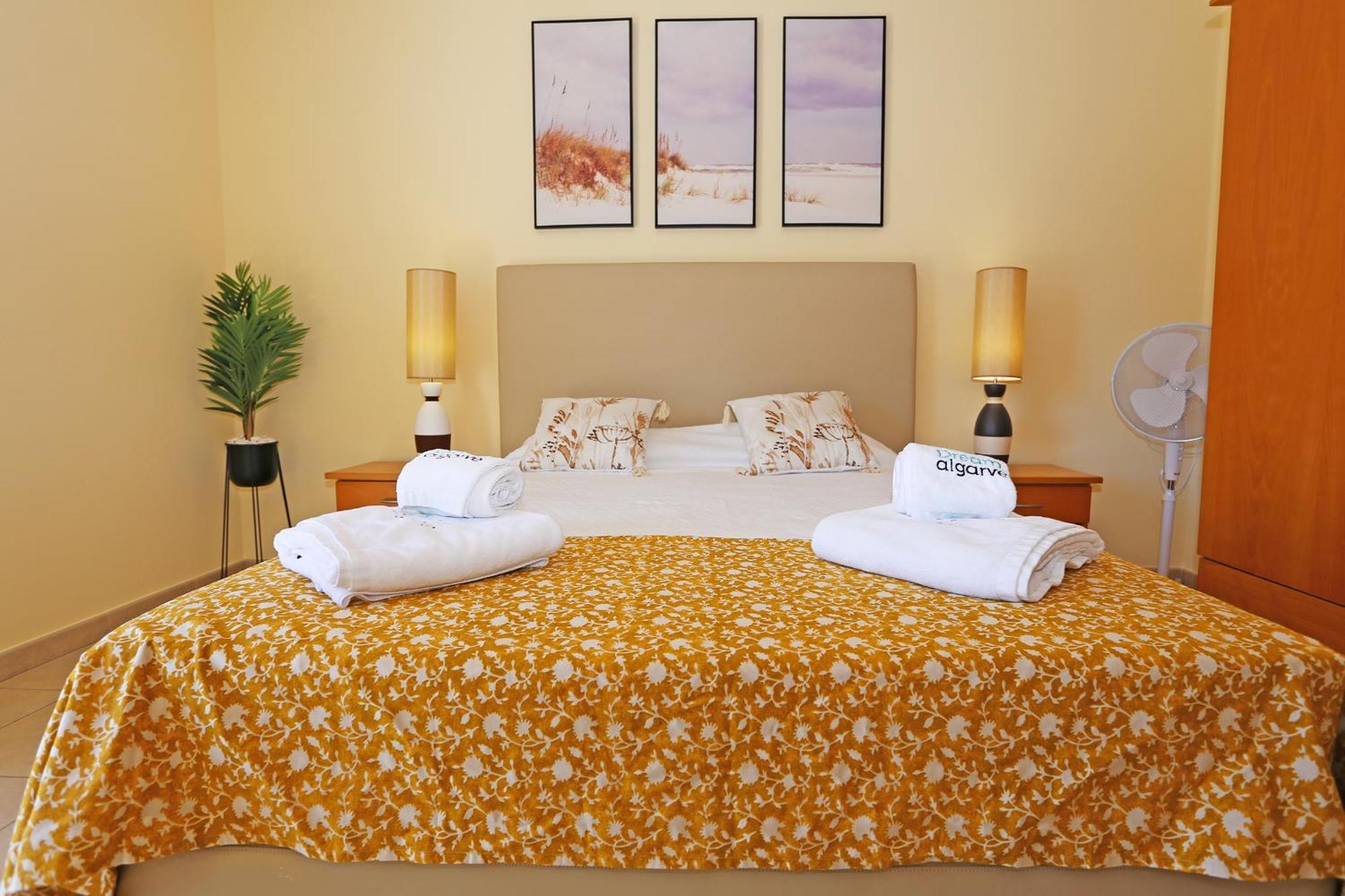 A52 - Quintao Apartment In ปอร์ติเมา ภายนอก รูปภาพ